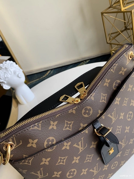 WIS ODÉON VUITTON LOUIS MM 0902